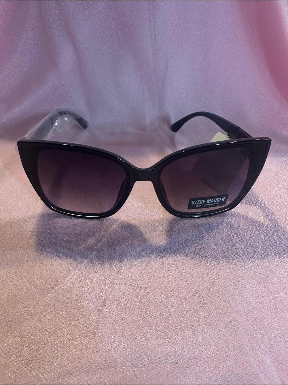 Steve Madden Black Cat-Eye Sunglasses - Gradient Lenses